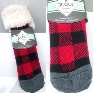 Pudus red & black Buffalo plaid slipper socks vegan NWT